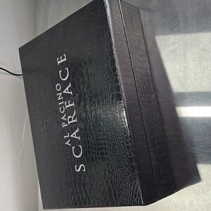 Scarface Collectors Box, 2 DVD set plus 8 movie stills EUC Al Pacino 2003